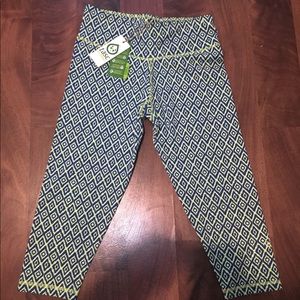 Tasc Performance Nola Crop Legging, Size S, NWT